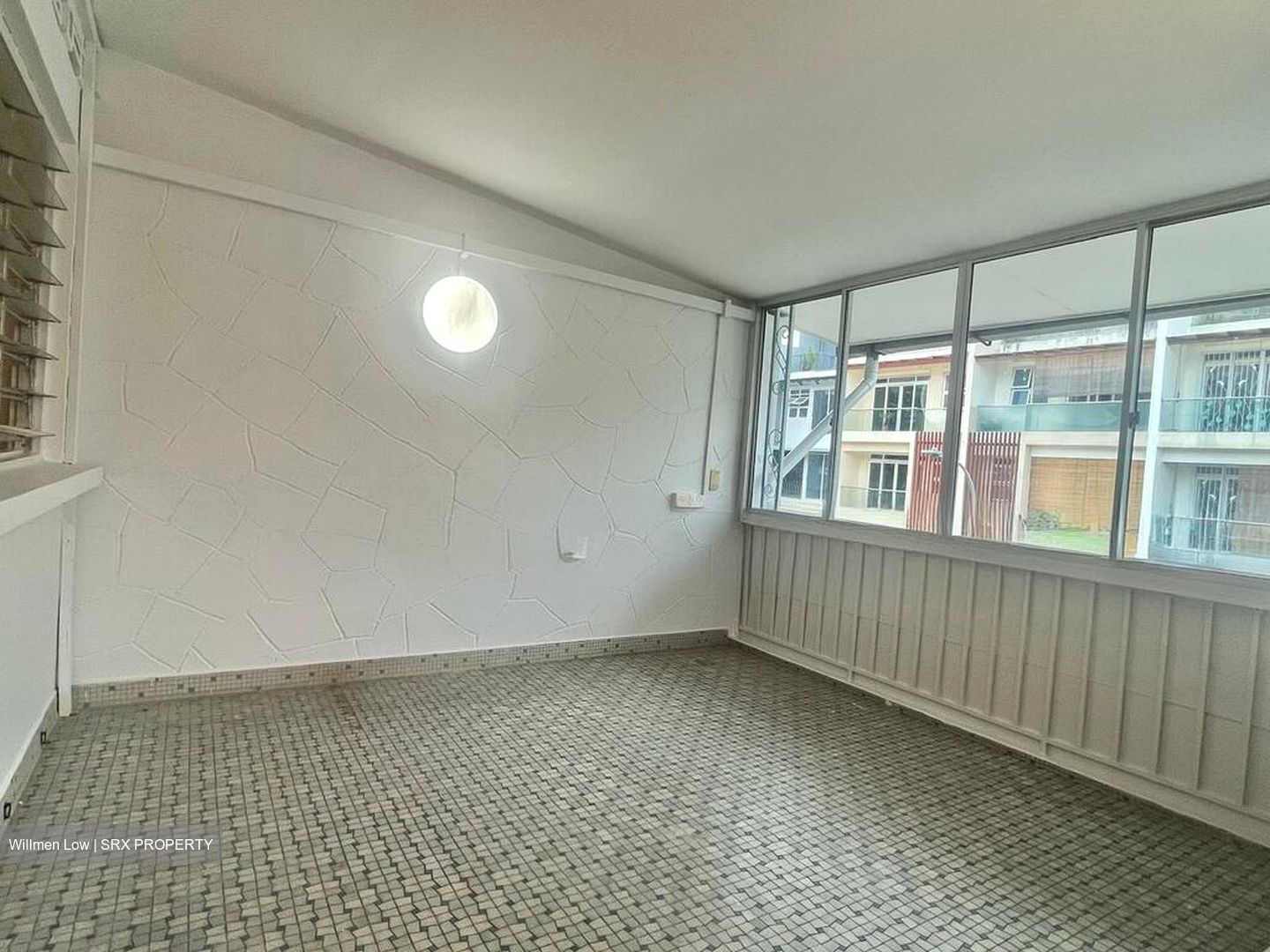 Lowland Road (D19), Terrace #509277811